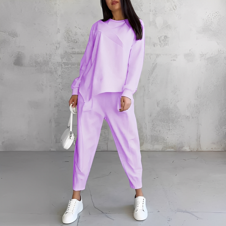 Women's Relaxed Crew-Neck Top and Tapered Trousers Set - Light Purple