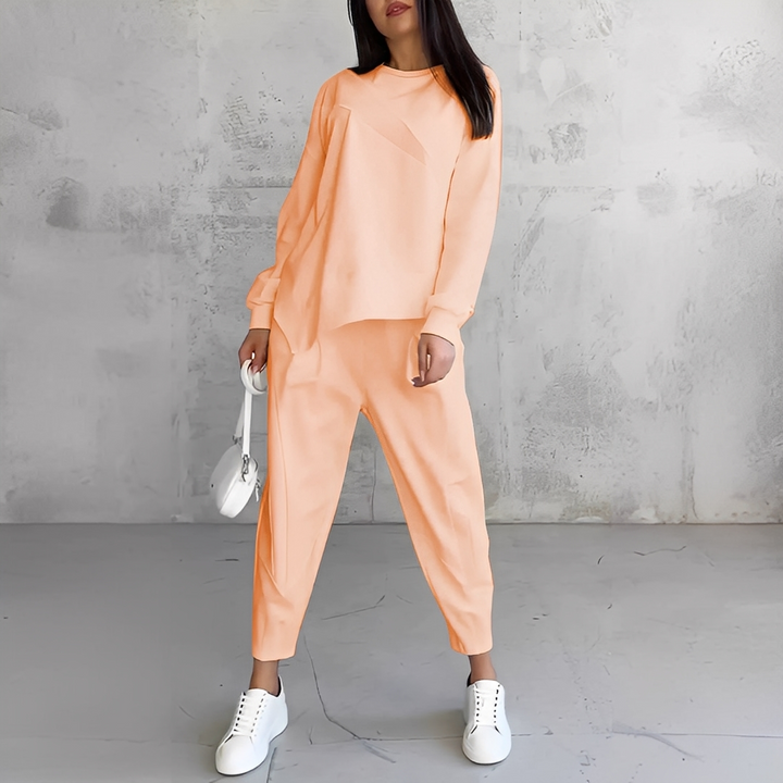 Women's Relaxed Crew-Neck Top and Tapered Trousers Set