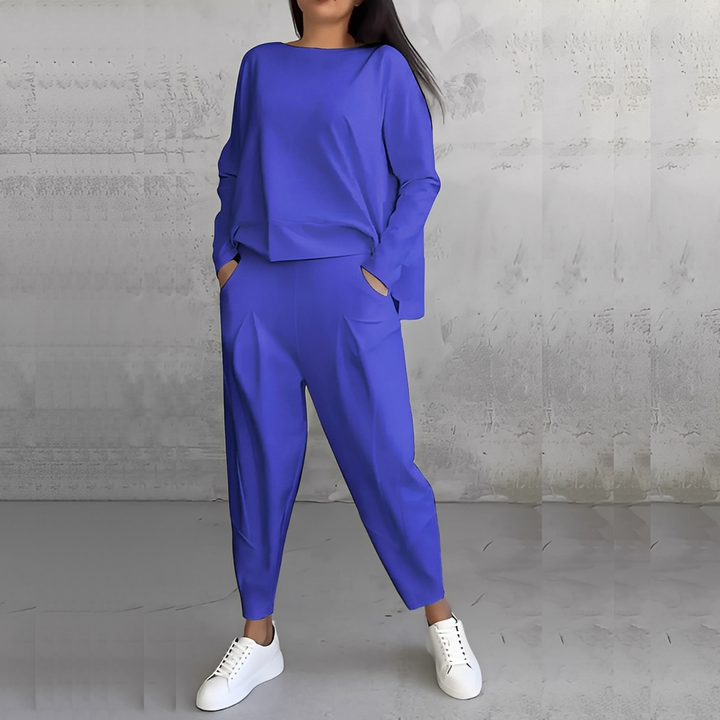 Women's Relaxed Crew-Neck Top and Tapered Trousers Set - Dark Blue