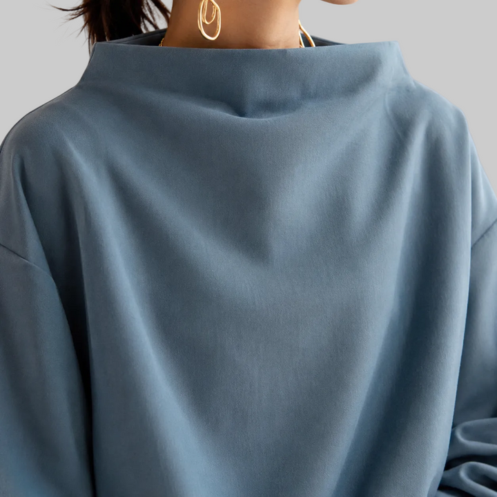 Women's Oversized High-Neck Knitted Jumper with Balloon Sleeves