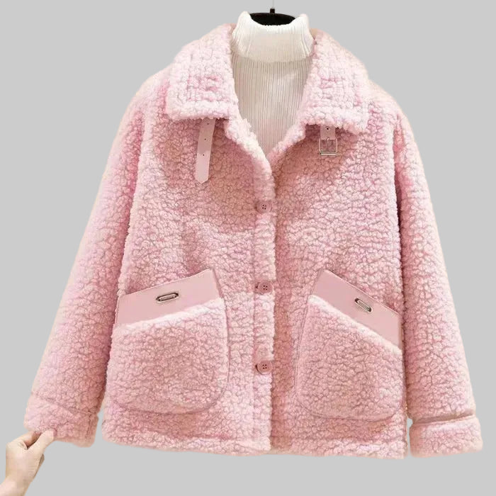 Women’s Oversized Teddy Jacket with Buckle Collar and Contrast Pocket Trim – Cosy Button-Front Outerwear for Autumn and Winter
