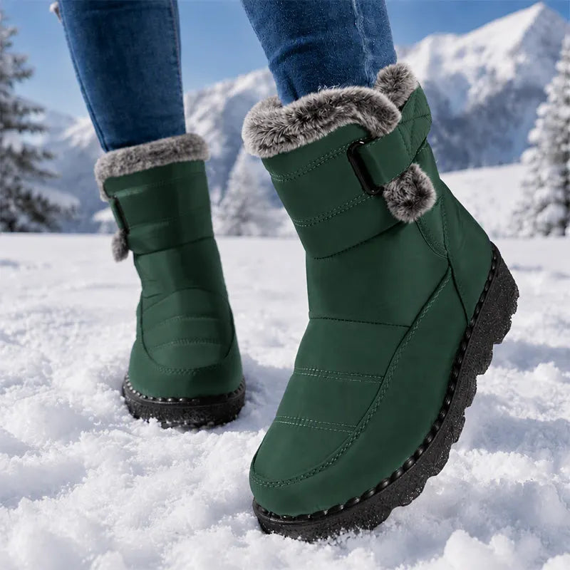 Women's Plush-Lined Faux Fur Trim Winter Ankle Boots - Green